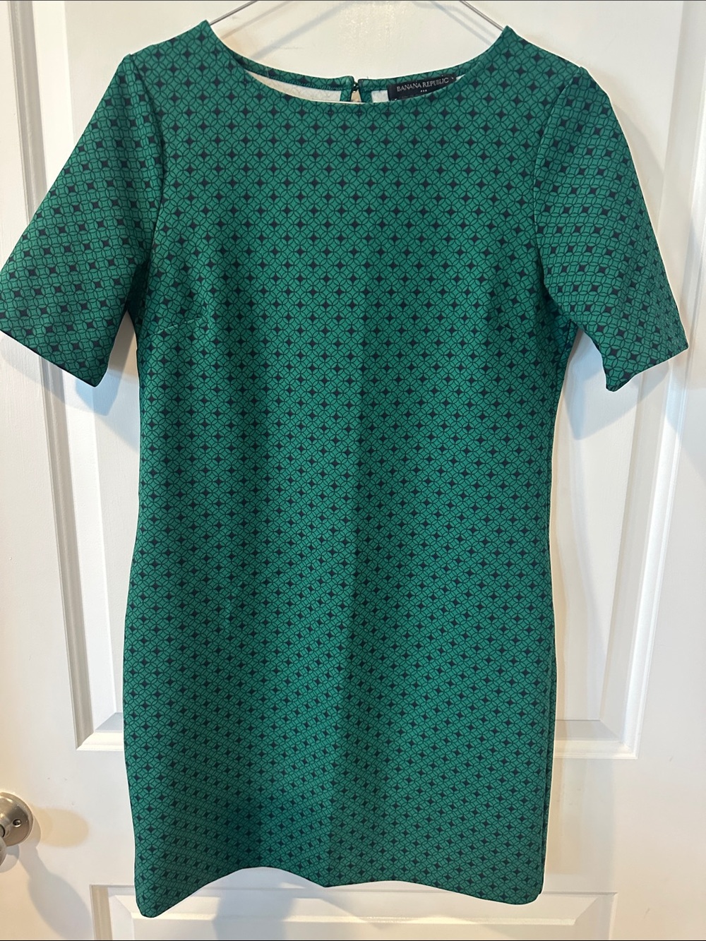 Banana Republic Fall Green Geometric Short-Sleeve Midi Dress